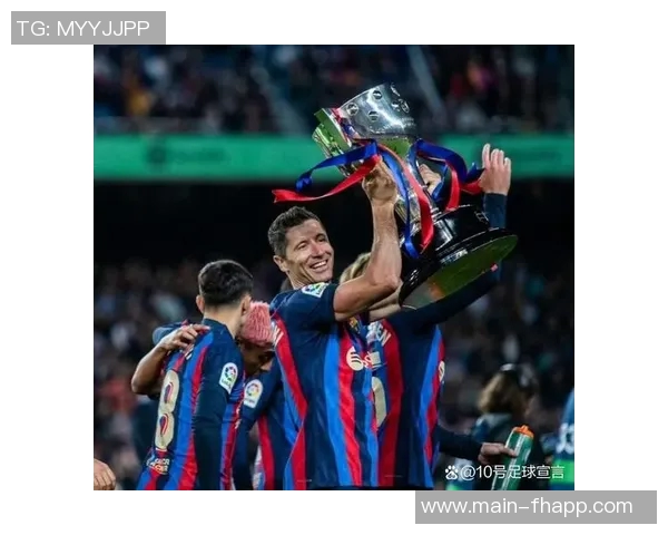 莱万本轮进球前27次连续传递创西甲本赛季新纪录 莱万本轮进球前27次连续传递创西甲本赛季新纪录