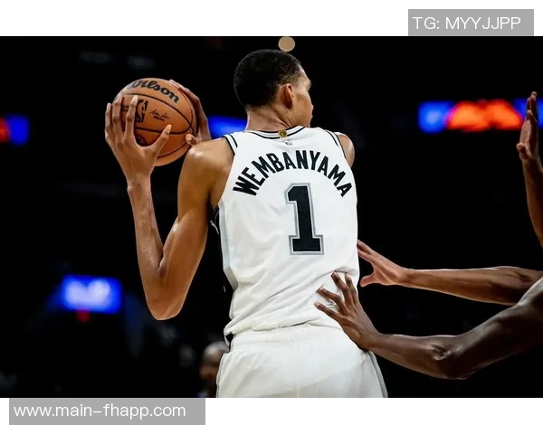 阿里纳斯分析文班若运球得分潜力马刺有望冲击西部决赛 阿里纳斯分析文班若运球得分潜力马刺有望冲击西部决赛