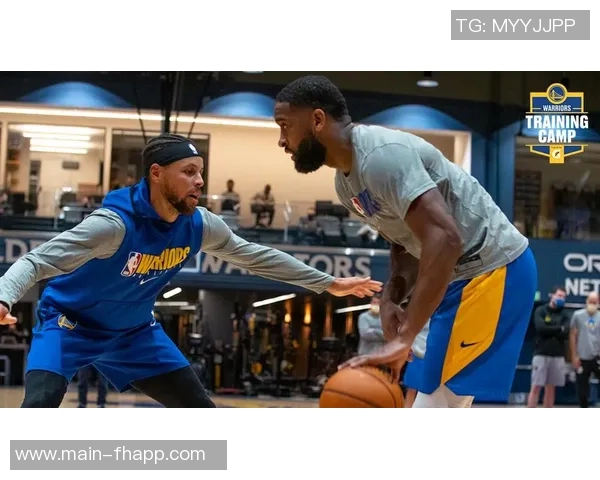 科尔盛赞56号秀威尔理查德学习能力强前途光明值得期待